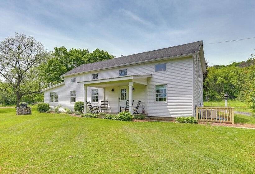 Historic Farmhouse In Layton W/ Deck!