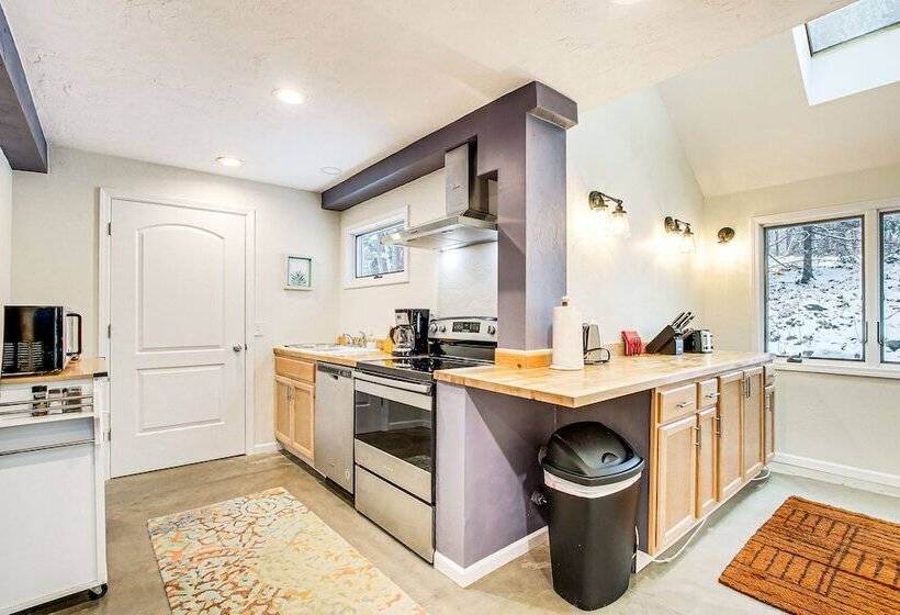 Home W/ Fireplace < 1 Mi To Peninsula State Park!