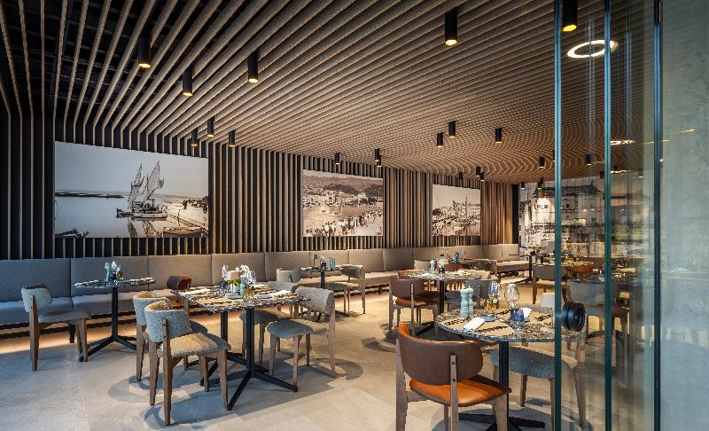 Отель Aminess Younique Narrivi