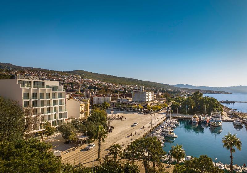 Отель Aminess Younique Narrivi