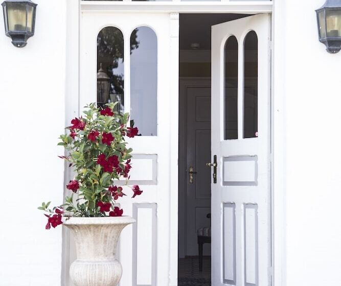 هتل Ballebro Færgekro