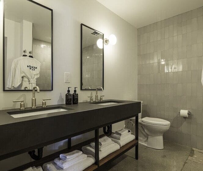 Отель Best Bet Motor Lodge