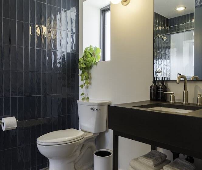 Отель Best Bet Motor Lodge