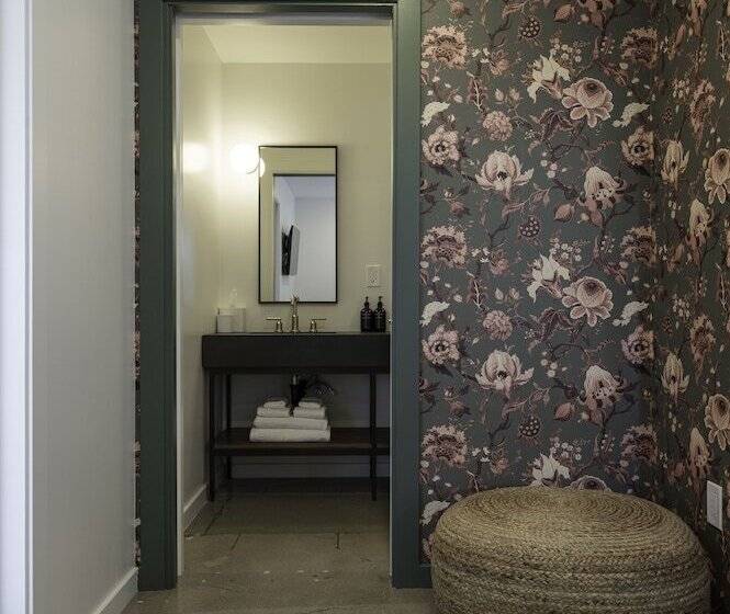 Отель Best Bet Motor Lodge