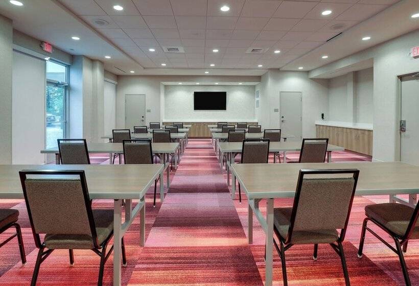 בית מלון כפרי Home2 Suites By Hilton Sanford