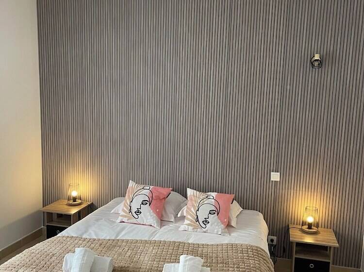 Отель Le Clos Du Thoronet