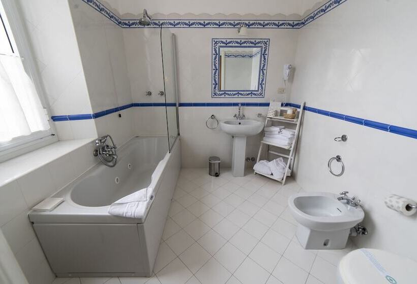 فندق Miramare   Spotorno