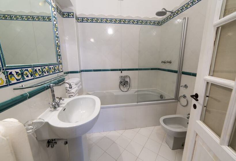 فندق Miramare   Spotorno