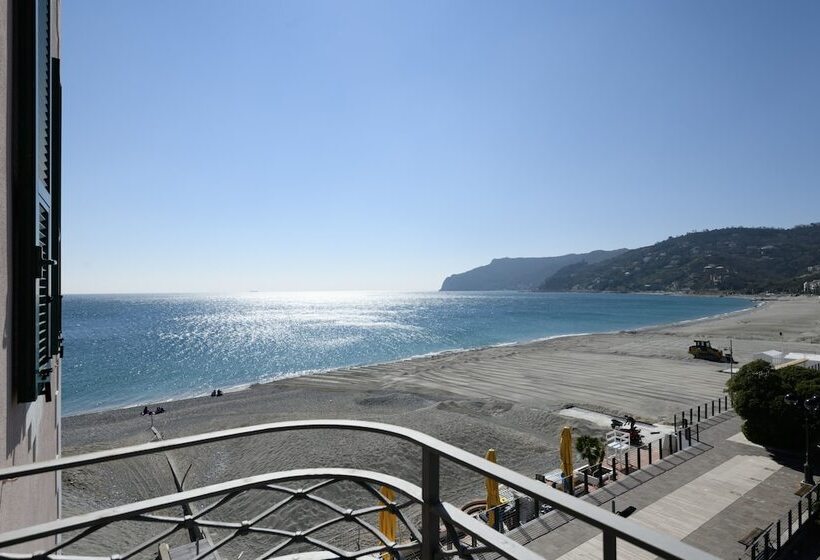 فندق Miramare   Spotorno