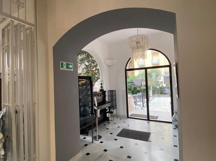 فندق Miramare   Spotorno