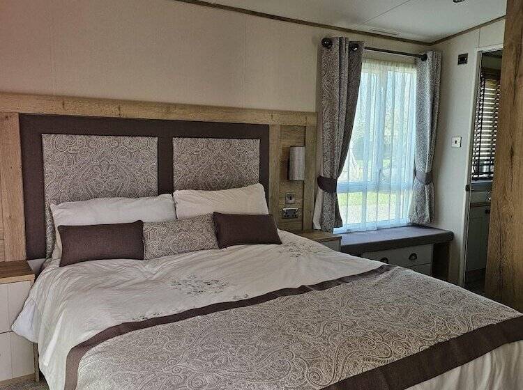فندق Premium 2 Bedroom Caravan With Free Wifi