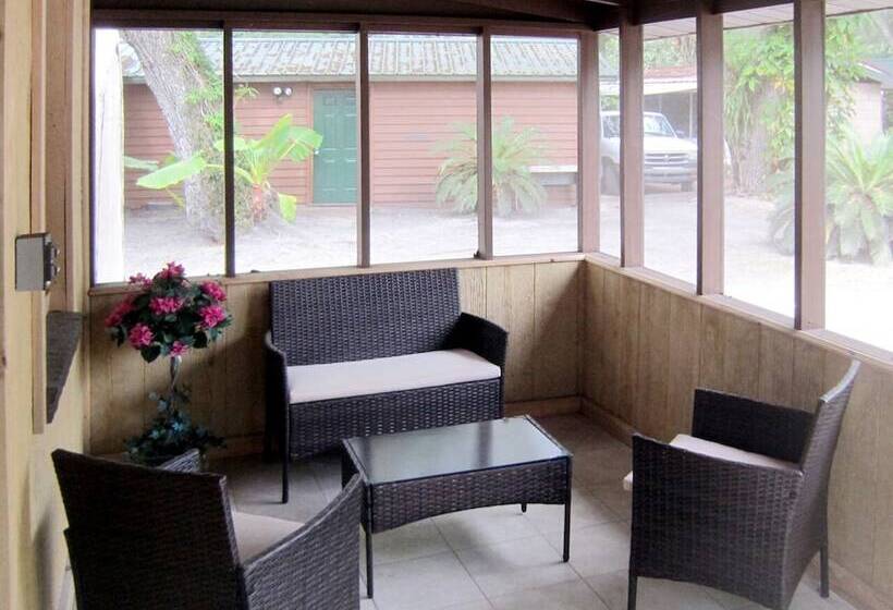 ホテル Riverside Lodge Resort