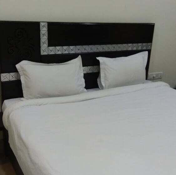 בית מלון כפרי Sandcity Balasore