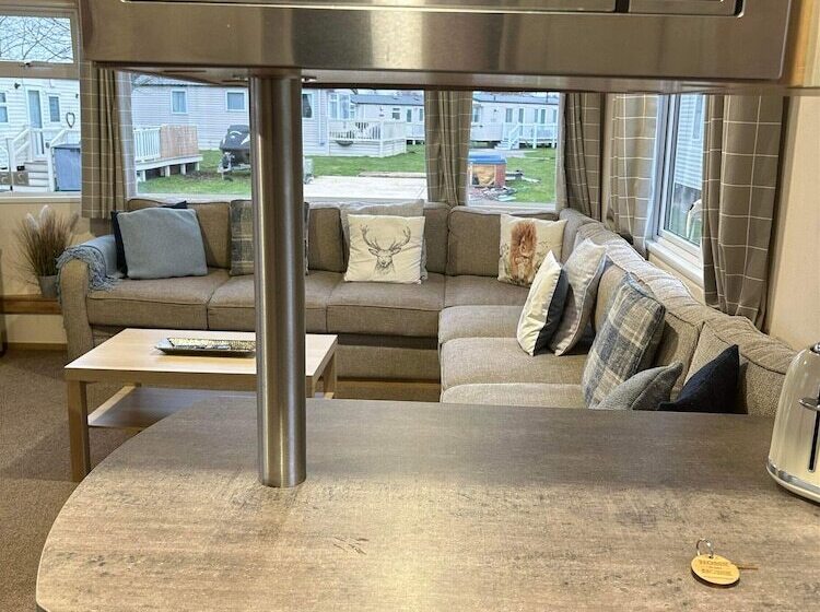 בית מלון כפרי Caravansleeps6 Hottub Garden Waterwonderland