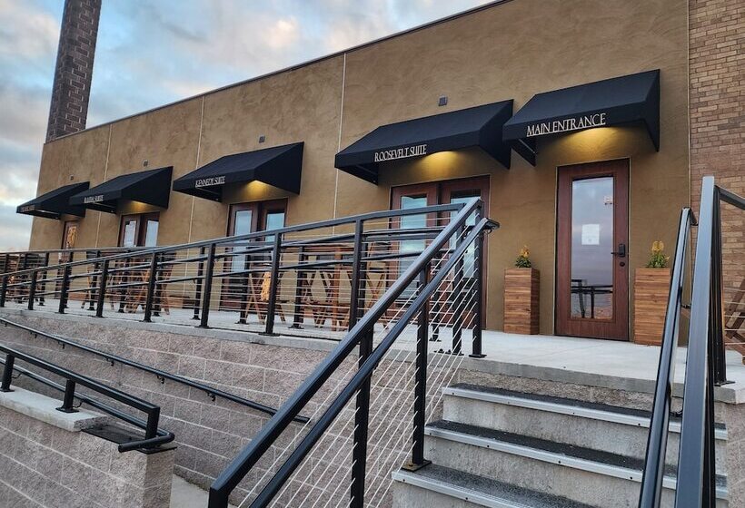 酒店 The Lodge Luxury Suites