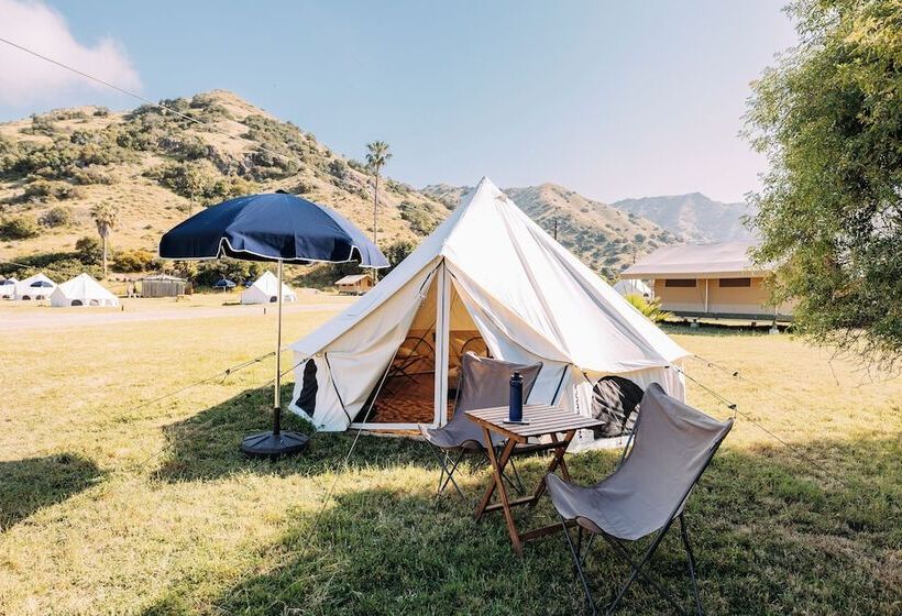 호텔 White’s Landing Catalina Camp