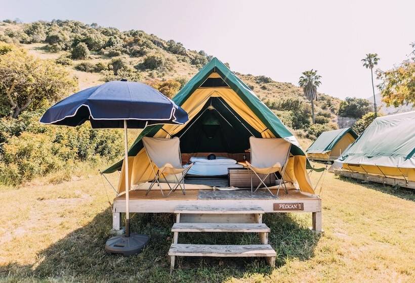 호텔 White’s Landing Catalina Camp