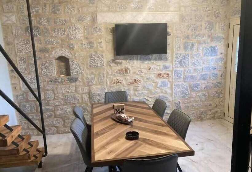 בית מלון כפרי Ximitadi Estate