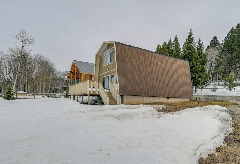Island Park Cabin W/ Deck ~ 22 Mi To Yellowstone!