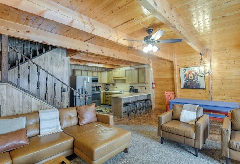 Island Park Cabin W/ Deck ~ 22 Mi To Yellowstone!