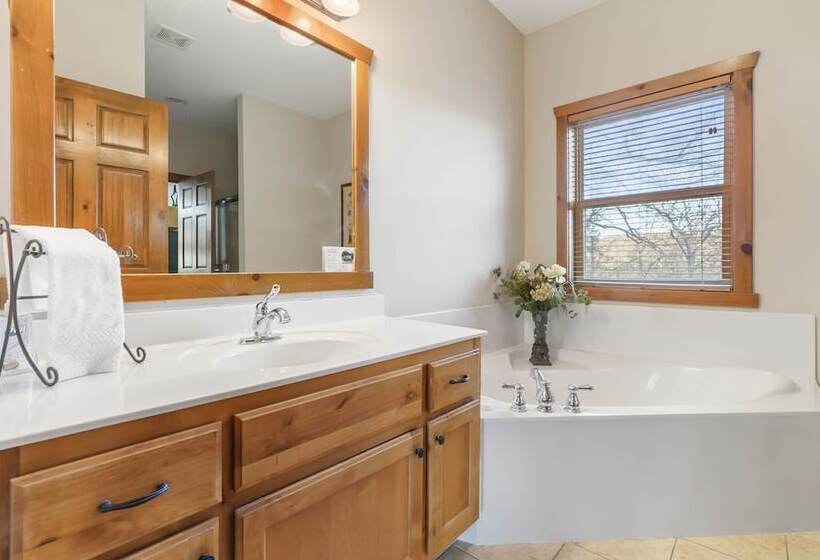 Kemper S Duet Cabins