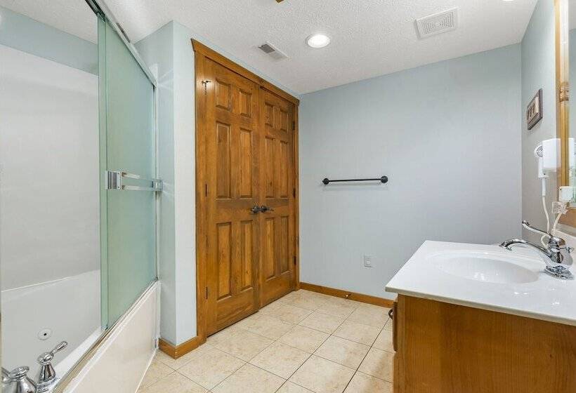 Kemper S Duet Cabins