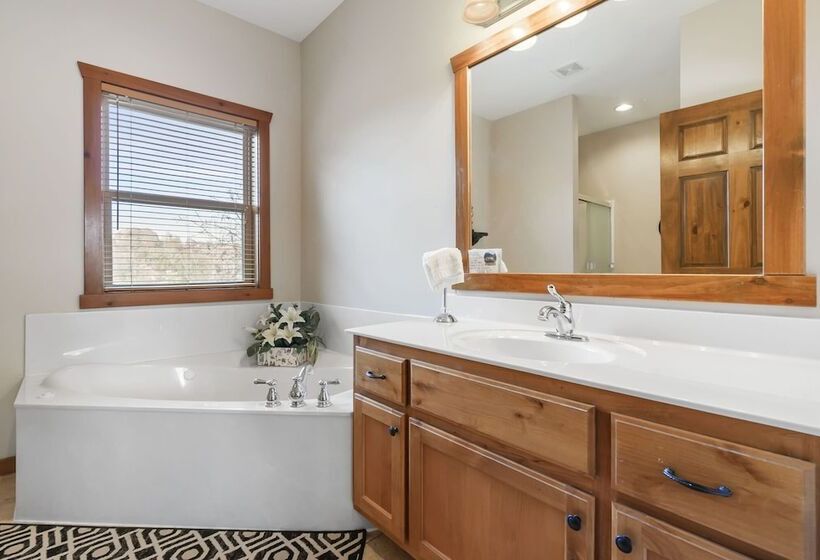 Kemper S Duet Cabins