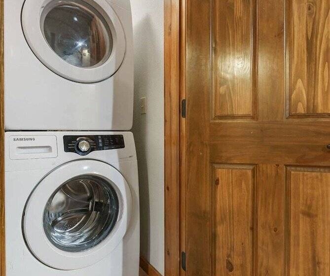 Kemper S Duet Cabins