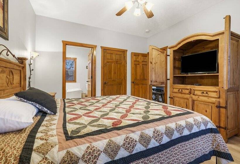 Kemper S Duet Cabins