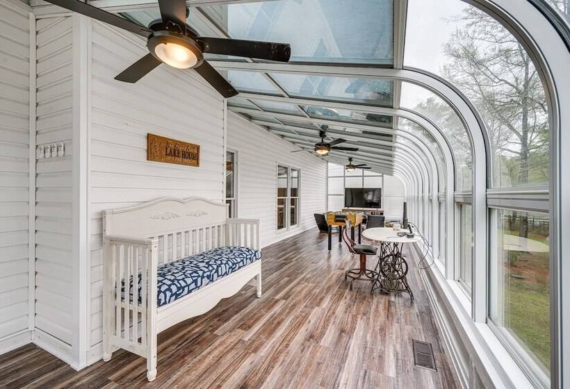 Lakefront Milledgeville Home W/ Private Dock!