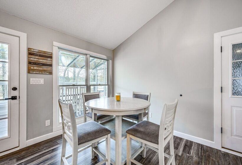 Lakefront Milledgeville Home W/ Private Dock!