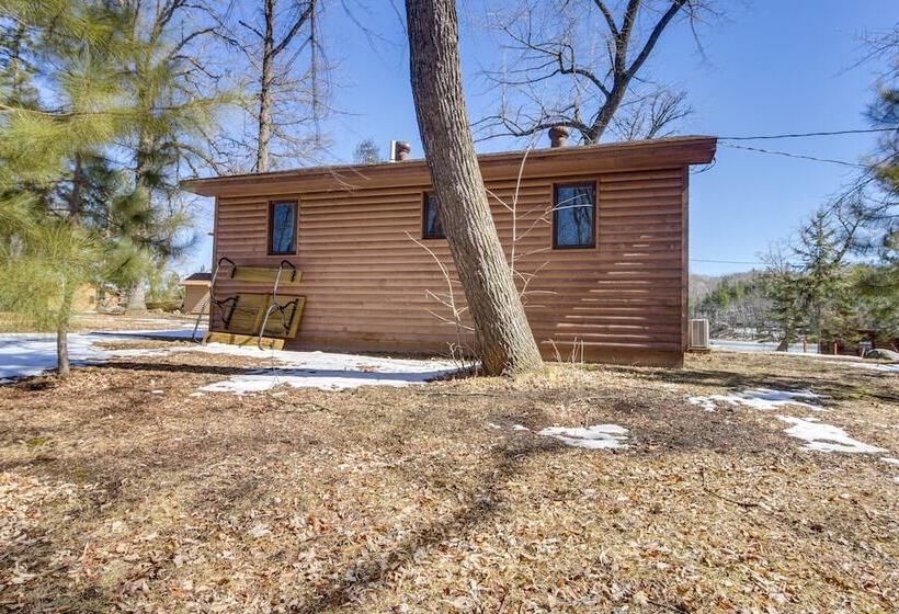 Lakefront Resort Cabin W/ Porch In Park Rapids!