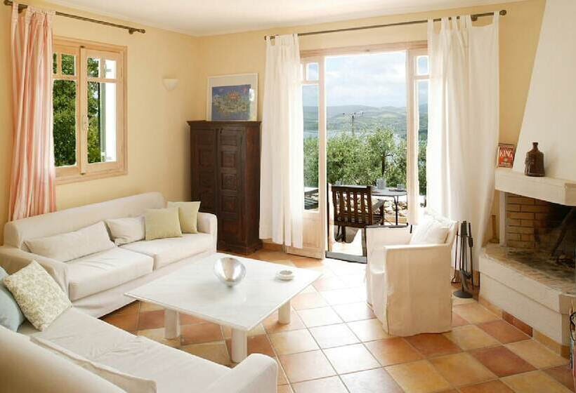 Lefkada Collection Villas