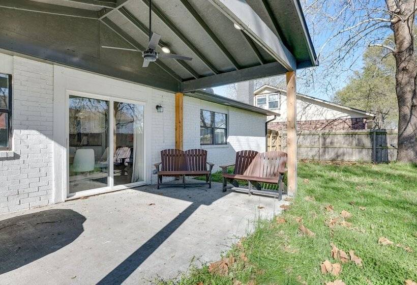Lovely Bentonville Home W/ Grill: 1 Mi To Downtown