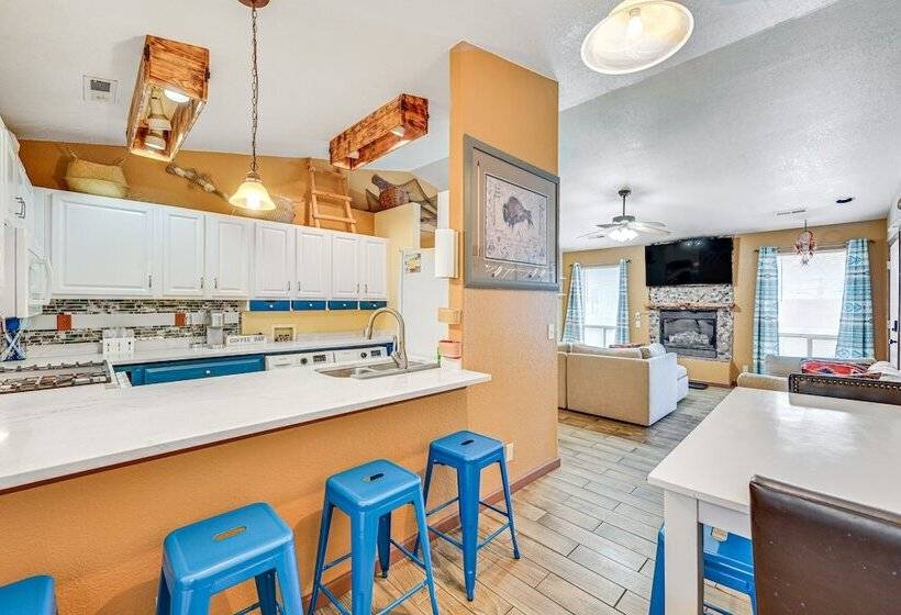 Downtown Williams Home: Walk To Shops & Dining!