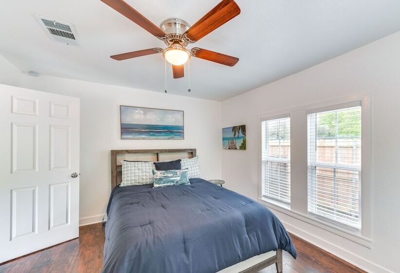 Lovely Home W/ Yard Near Dtwn Waco!