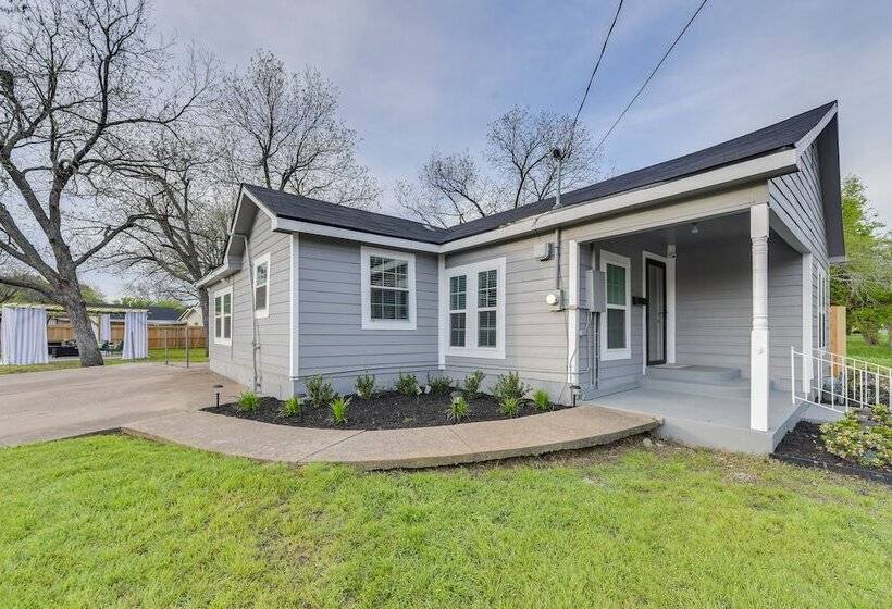 Lovely Home W/ Yard Near Dtwn Waco!