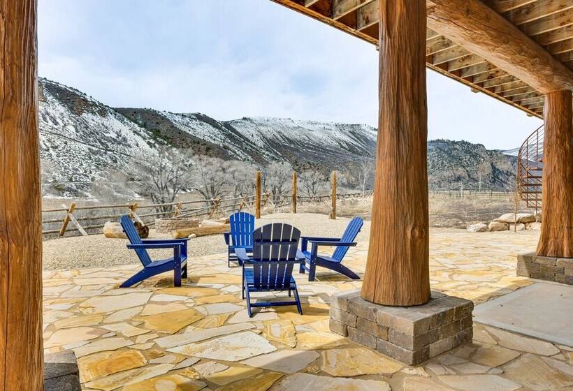 Luxe Family Cabin W/ Deck: Walk To Duchesne River!