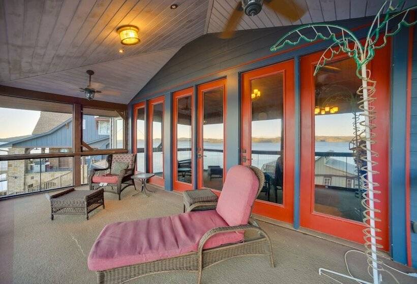 Luxurious Lakefront Paradise In Scottsboro W/ Dock