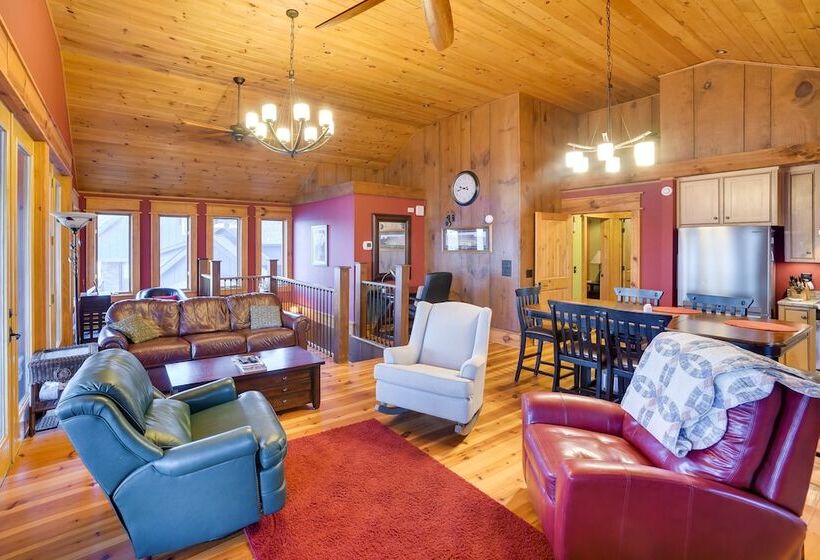 Luxurious Lakefront Paradise In Scottsboro W/ Dock