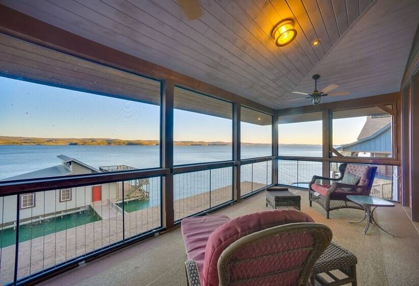 Luxurious Lakefront Paradise In Scottsboro W/ Dock