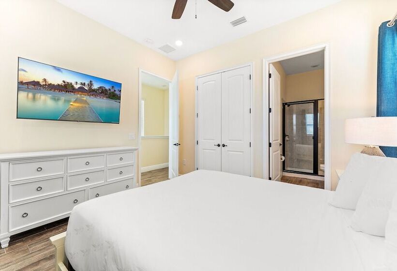 Margarita Porch Paradise