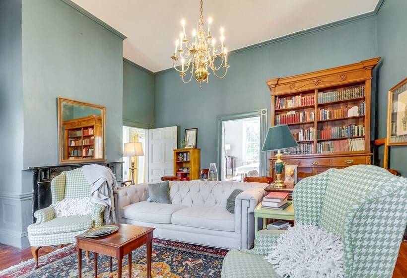 Milledgeville Home W/ Fire Pit + Pond Access!