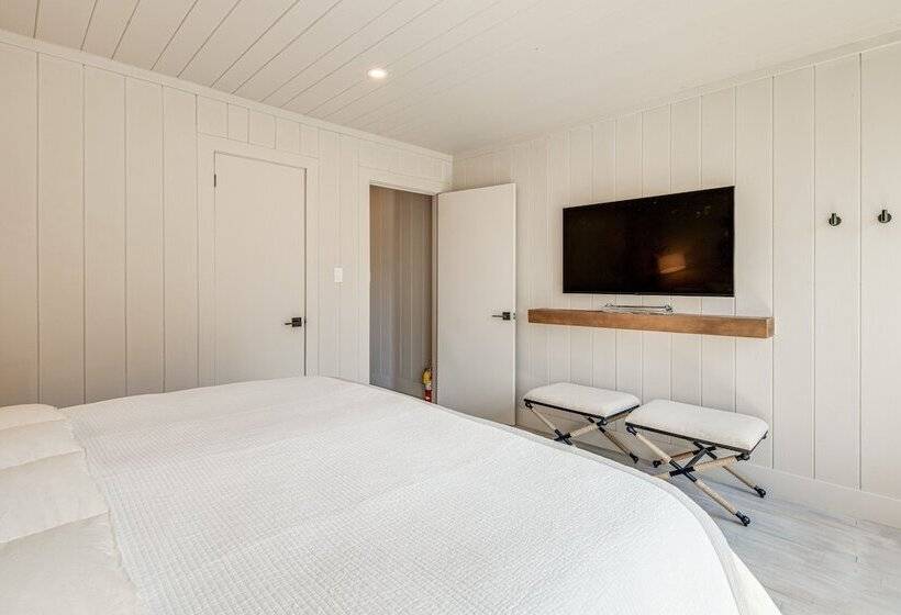 Modern Pisgah Forest Cabin On 60 Wooded Acres!