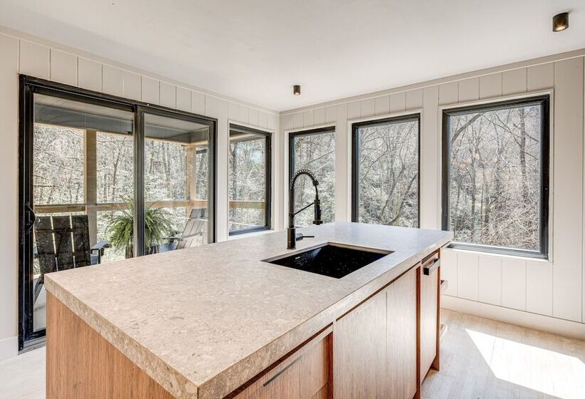 Modern Pisgah Forest Cabin On 60 Wooded Acres!