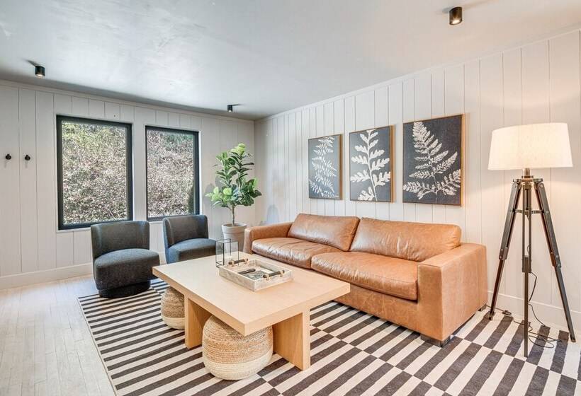 Modern Pisgah Forest Cabin On 60 Wooded Acres!