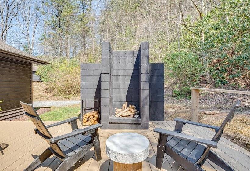 Modern Pisgah Forest Cabin On 60 Wooded Acres!