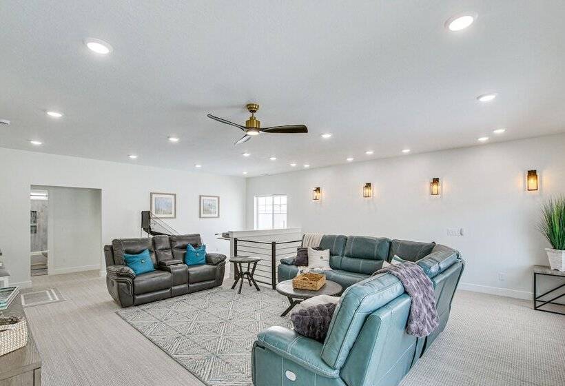 Modern & Spacious Garden City Home W/ Pool Access!