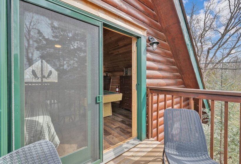 Moosehead Lodge Fantastic Cabin At Lake Douglas!