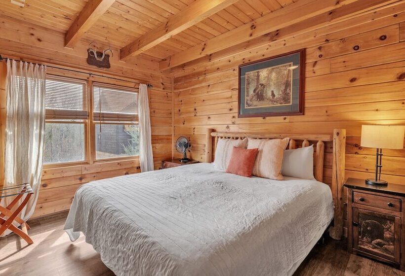 Moosehead Lodge Fantastic Cabin At Lake Douglas!